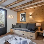 شاليه Le Refuge Des Pecles, Avec Vue Mont-blanc