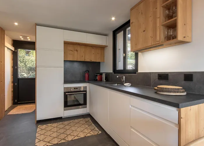 Le Refuge Des Pecles, Avec Vue Mont-blanc Шамоні